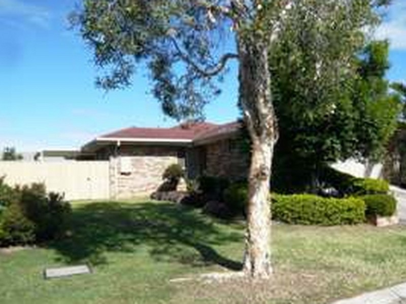 9 Azalea Cresent, Fitzgibbon QLD 4018