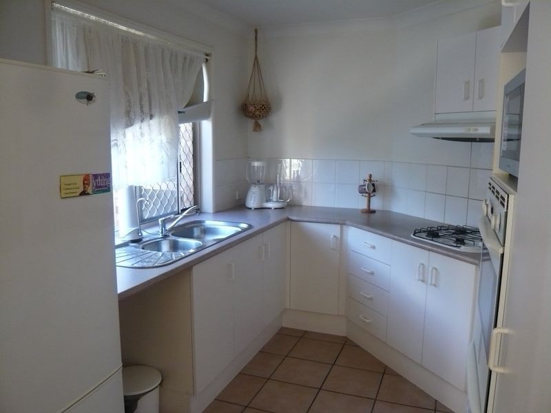 9 Azalea Cresent, Fitzgibbon QLD 4018