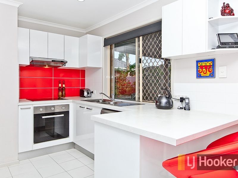 15 Lavender Place, Fitzgibbon QLD 4018