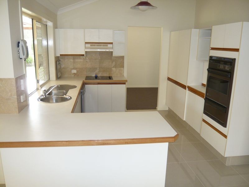 1 Aspley Court, Aspley QLD 4034