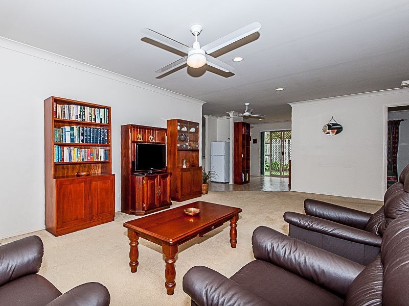 6/9 Lavender Place, Fitzgibbon QLD 4018