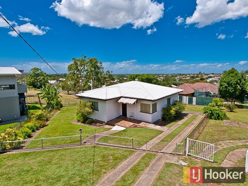 15 Bowd Parade, Wavell Heights QLD 4012