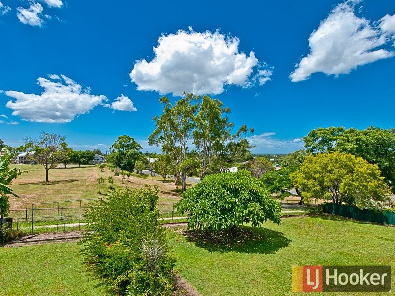 15 Bowd Parade, Wavell Heights QLD 4012