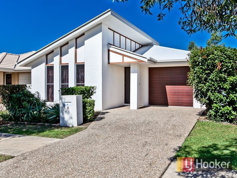 9 Carnarvon Crescent, Fitzgibbon QLD 4018