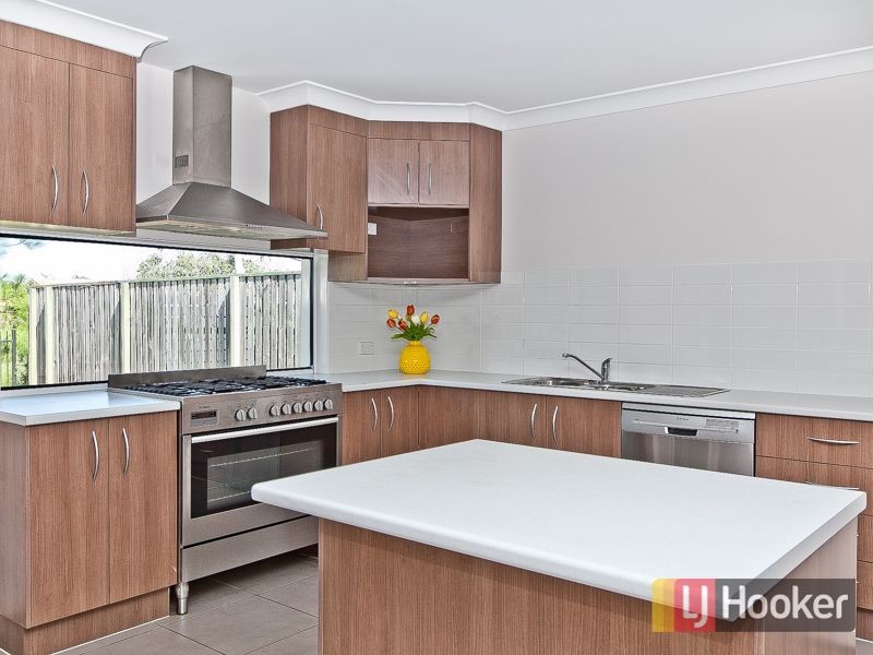 9 Carnarvon Crescent, Fitzgibbon QLD 4018