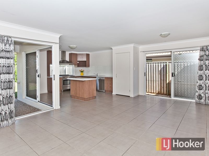 9 Carnarvon Crescent, Fitzgibbon QLD 4018