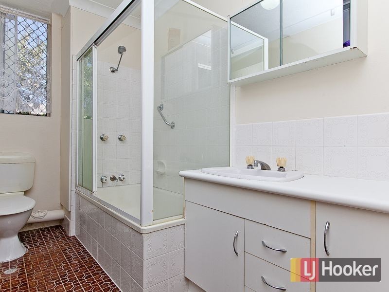 2/25 Victoria Terrace, Gordon Park QLD 4031