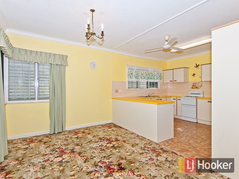 2 Dumaurier Street, Chermside QLD 4032