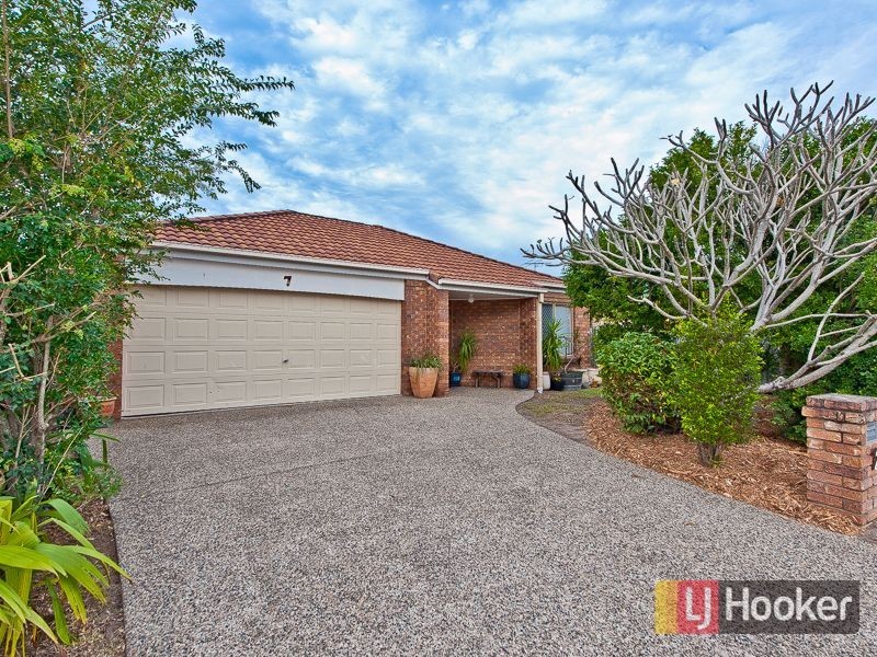 7 Violet Close, Fitzgibbon QLD 4018
