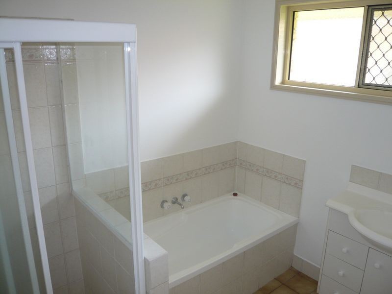 17 Azalea Crecent, Fitzgibbon QLD 4018