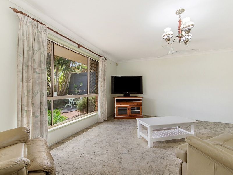 15 MacArthur Drive, Kallangur QLD 4503