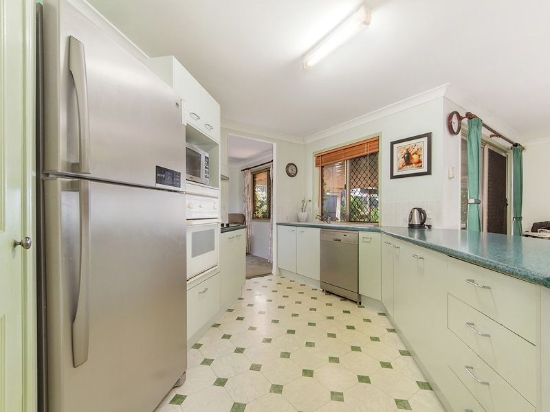 15 MacArthur Drive, Kallangur QLD 4503
