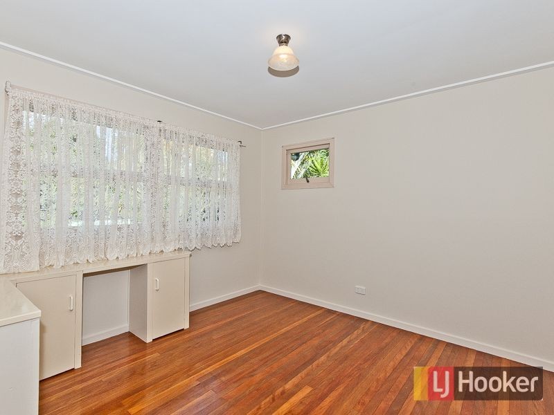 1 Dumaurier Street, Chermside QLD 4032