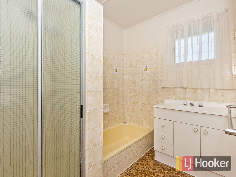 1 Dumaurier Street, Chermside QLD 4032