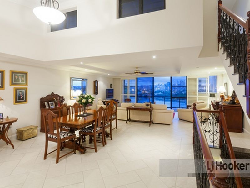 9/24 Philip Street, Hawthorne QLD 4171