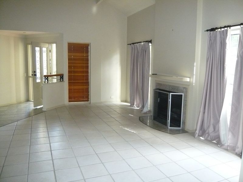 5 Tynedale Place, Carseldine QLD 4034