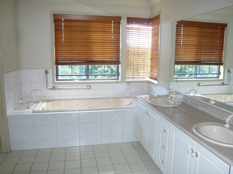 5 Tynedale Place, Carseldine QLD 4034