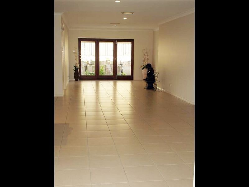 45 Raynbird Place, Carseldine QLD 4034