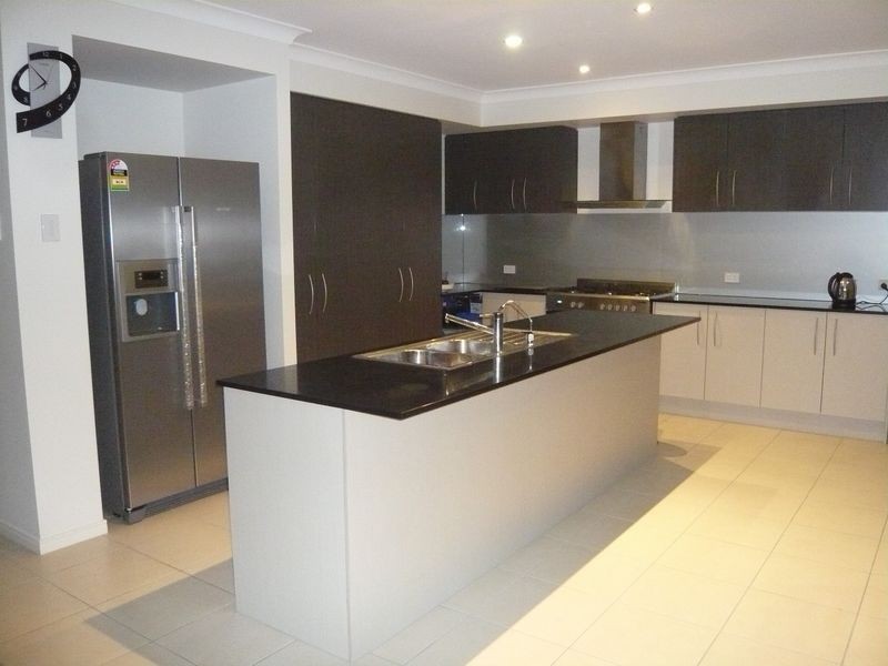 45 Raynbird Place, Carseldine QLD 4034