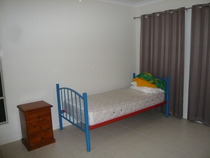 45 Raynbird Place, Carseldine QLD 4034