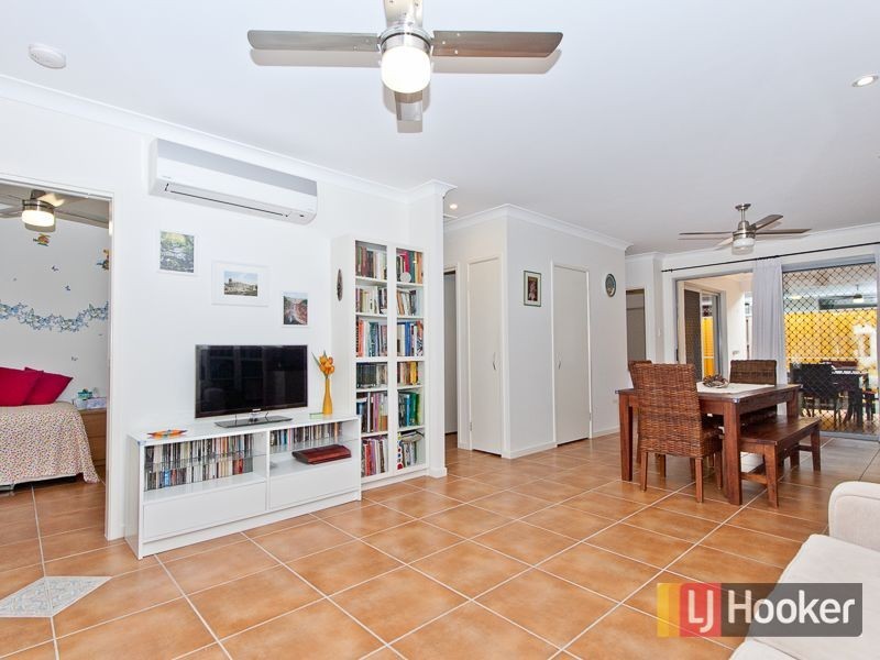 14 Hinchinbrook Avenue, Fitzgibbon QLD 4018