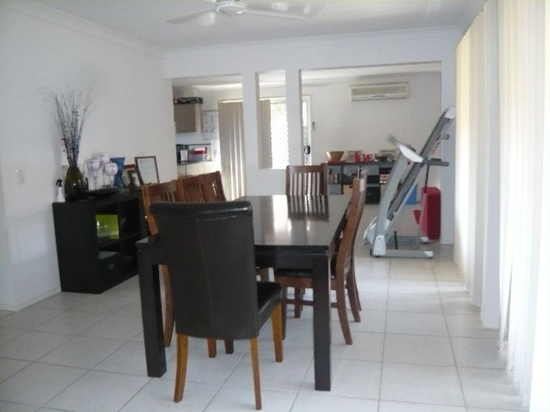 74 Waterlilly Circuit, Carseldine QLD 4034