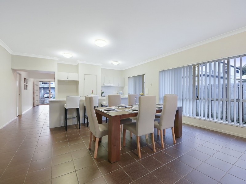 62 Petrie Crescent, Aspley QLD 4034