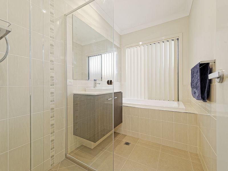 33 Paterson Street, North Lakes QLD 4509