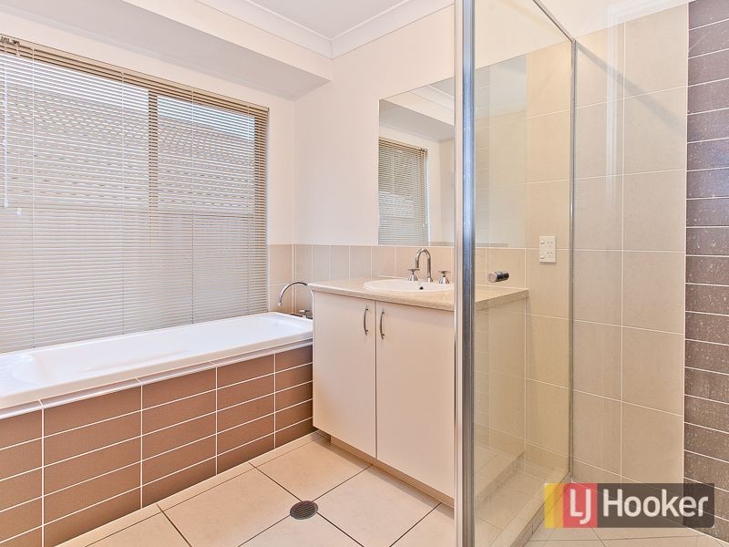 38 Desmond Street, Narangba QLD 4504