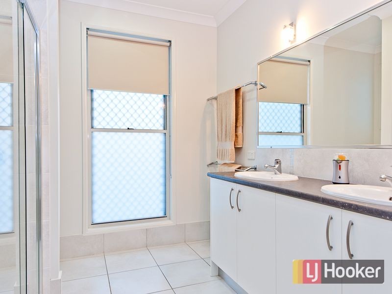 1 Benecia Street, Wavell Heights QLD 4012