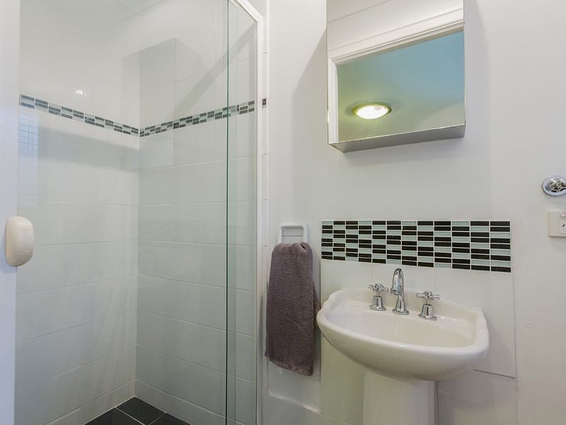 123 Graham Road, Carseldine QLD 4034