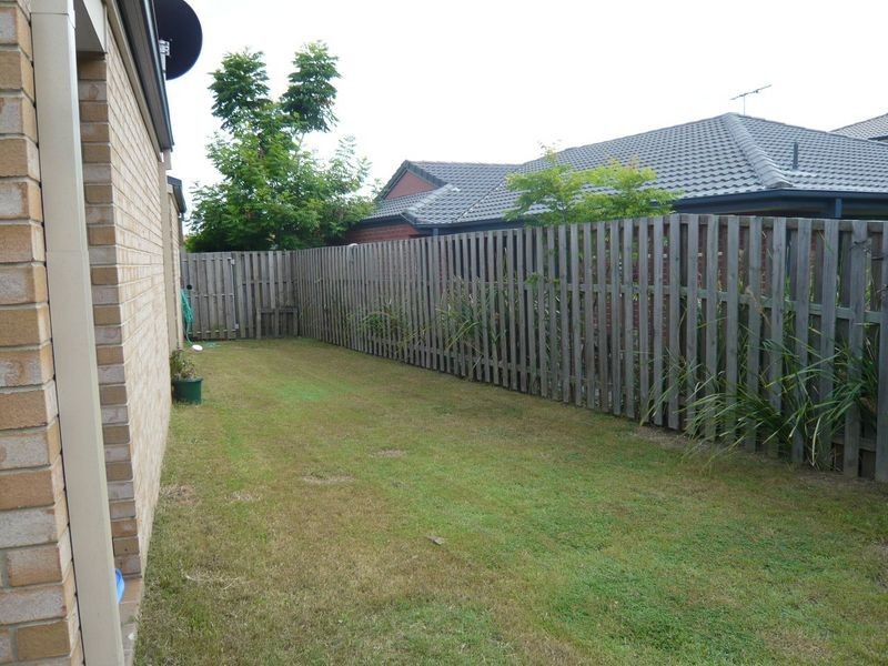 18 Diamond Avenue, Kallangur QLD 4503