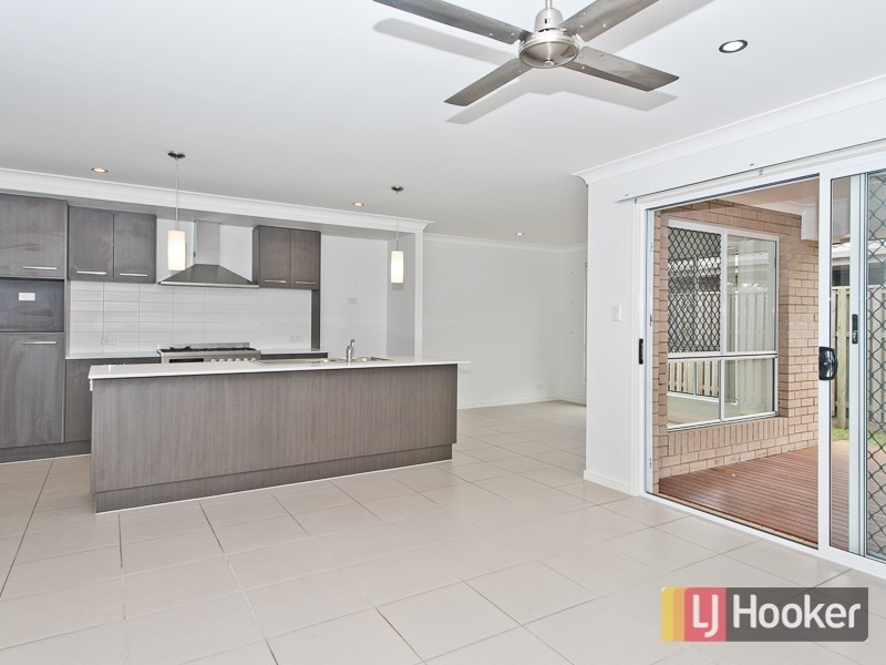 7 Windjana Crescent, Fitzgibbon QLD 4018