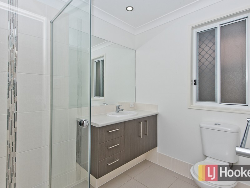 7 Windjana Crescent, Fitzgibbon QLD 4018