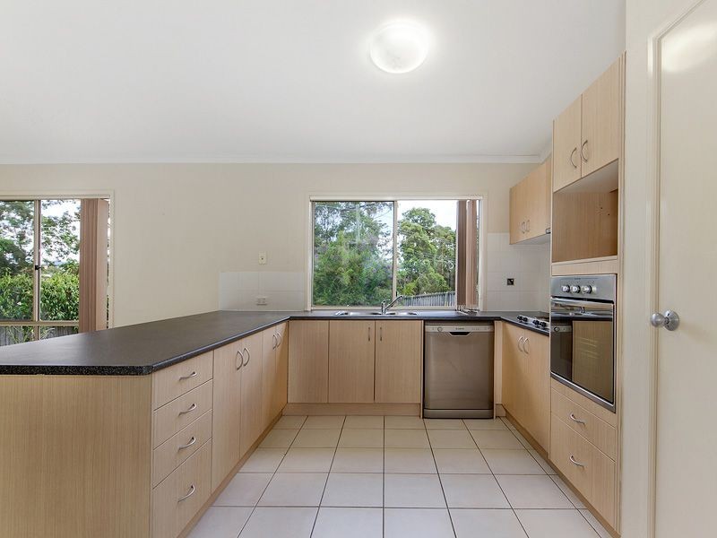 6 Chestnut Place, Warner QLD 4500