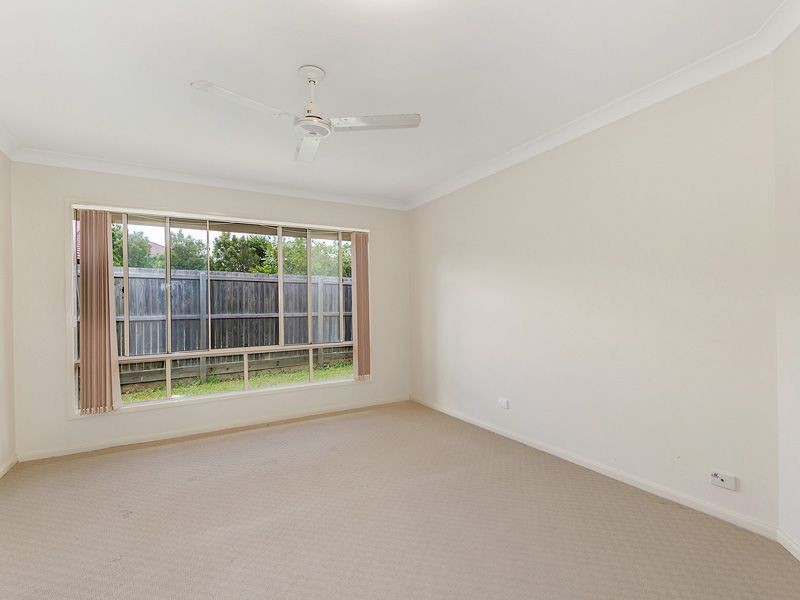 6 Chestnut Place, Warner QLD 4500
