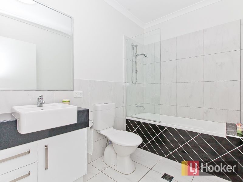 99 Mt Kaputar Avenue, Fitzgibbon QLD 4018