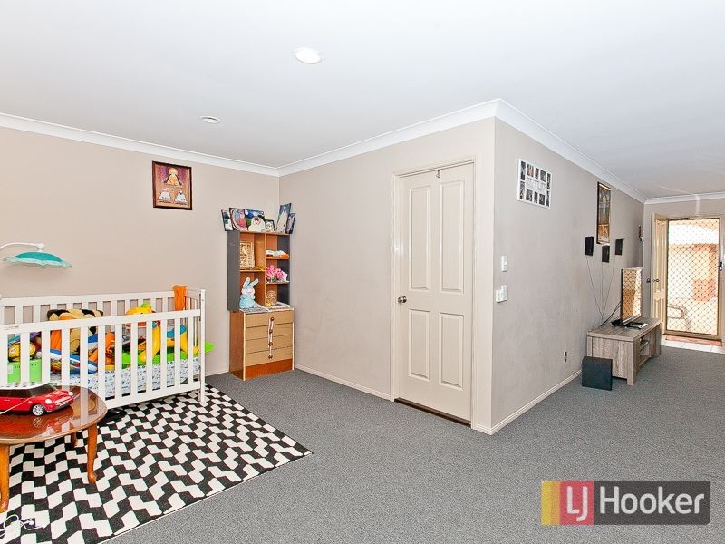 1/5 Hibiscus Circuit, Fitzgibbon QLD 4018