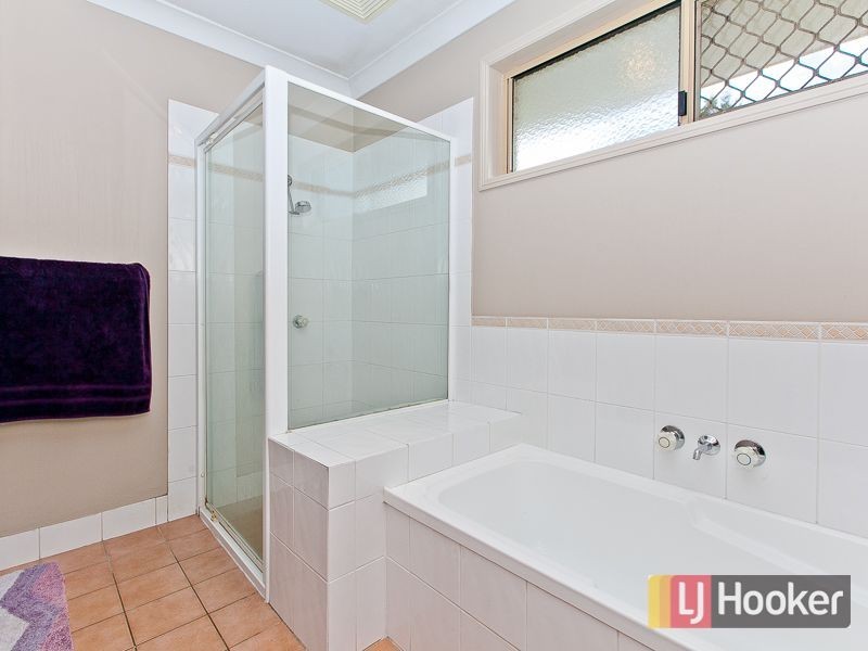 1/5 Hibiscus Circuit, Fitzgibbon QLD 4018