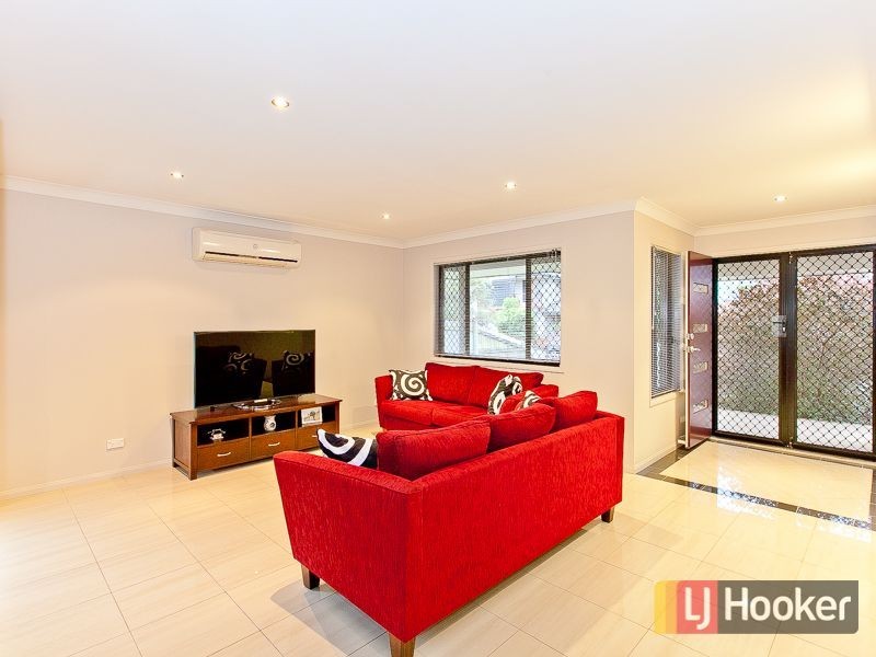 62 Caribou Crescent, Fitzgibbon QLD 4018