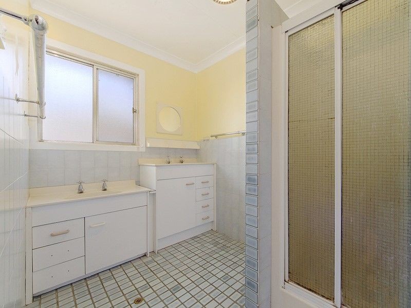 15 Cahill Street, Strathpine QLD 4500