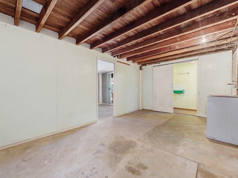 15 Cahill Street, Strathpine QLD 4500