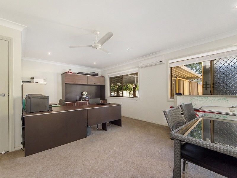 45 Voltaire Crescent, Petrie QLD 4502