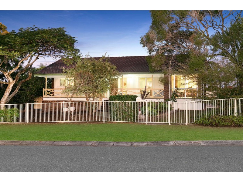 1 Lacaroo Street, Bracken Ridge QLD 4017