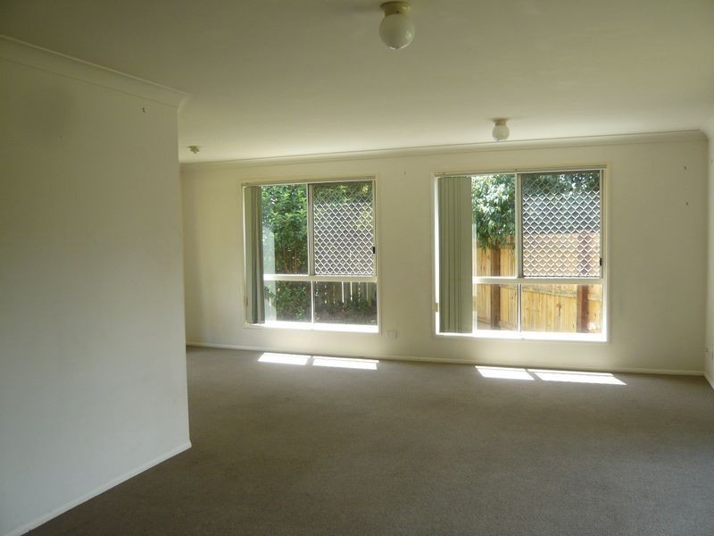 4 Jarrah Place, Fitzgibbon QLD 4018