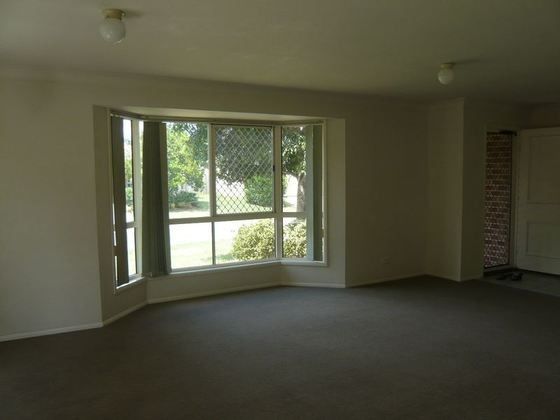 4 Jarrah Place, Fitzgibbon QLD 4018