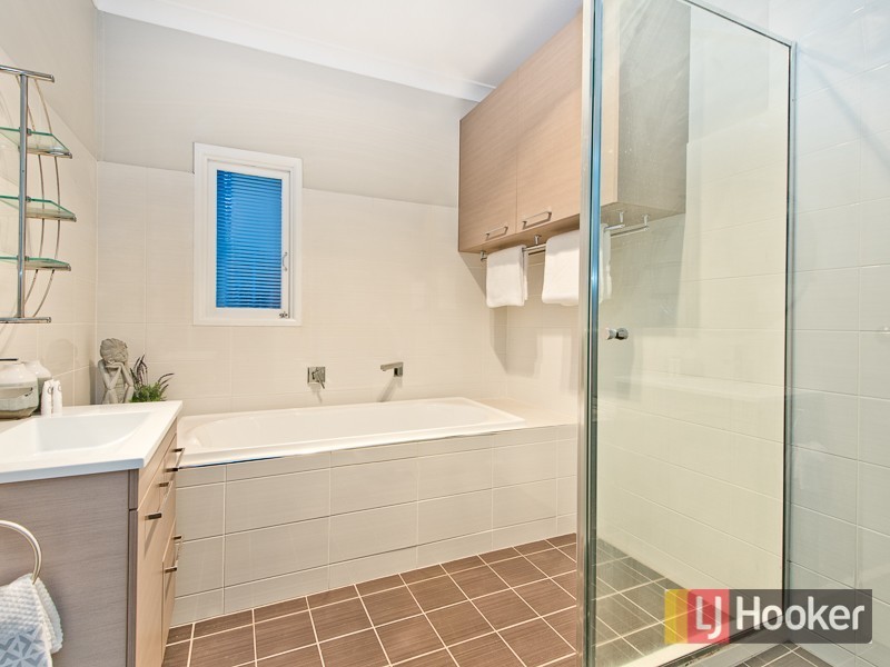 17 Eastbourne Street, Chermside West QLD 4032