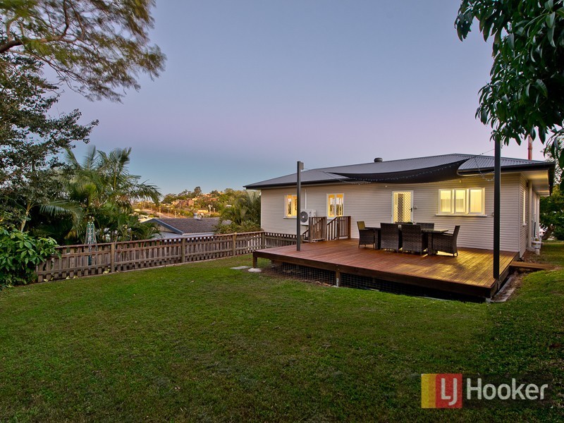 17 Eastbourne Street, Chermside West QLD 4032