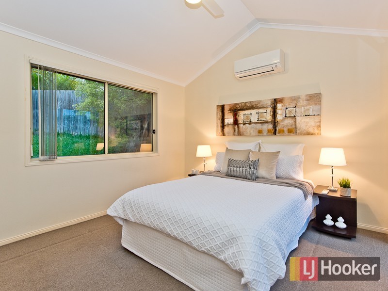 31 Donegal Place, The Gap QLD 4061