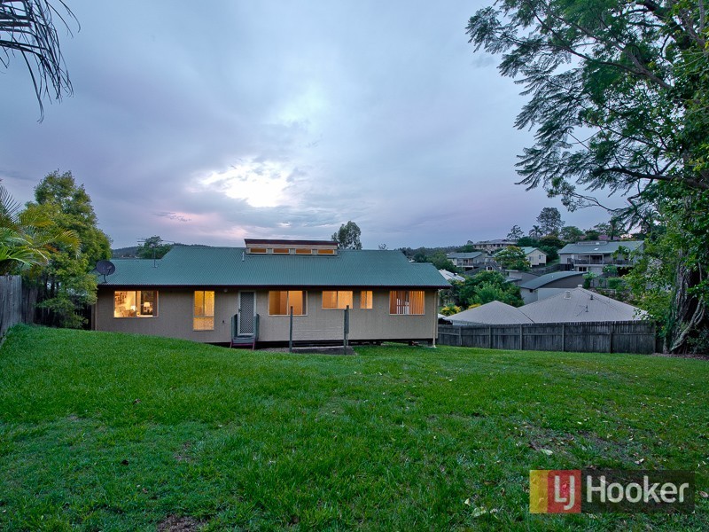 31 Donegal Place, The Gap QLD 4061